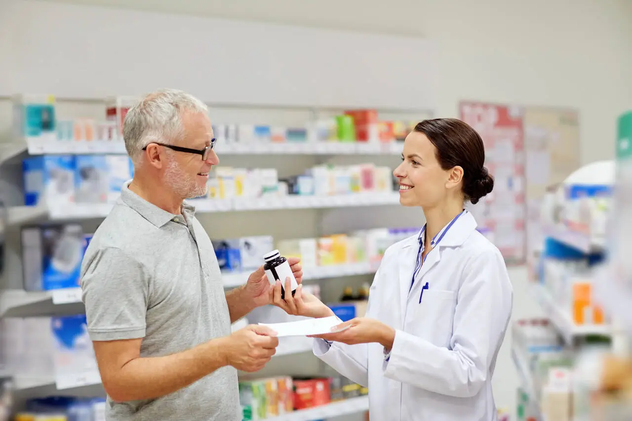 Schlafapnoe mit Medikamenten behandeln, Apothekerin